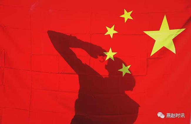 超女一姐李宇春与亚军周笔畅，15年后你发现了什么？