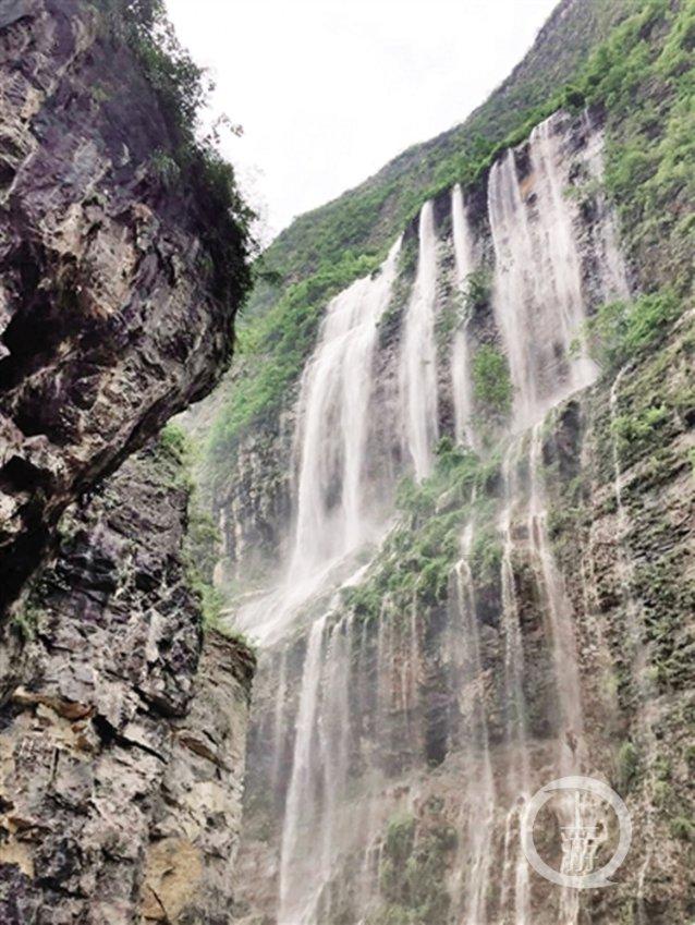 长沙城区下雪了!发誓“下雪就舔到梅溪湖”的人快兑现吧
